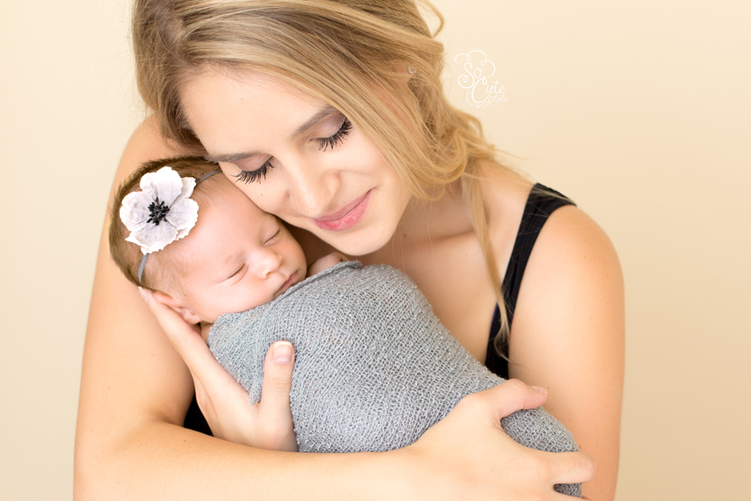 San Jose Newborn Photographer comes to home