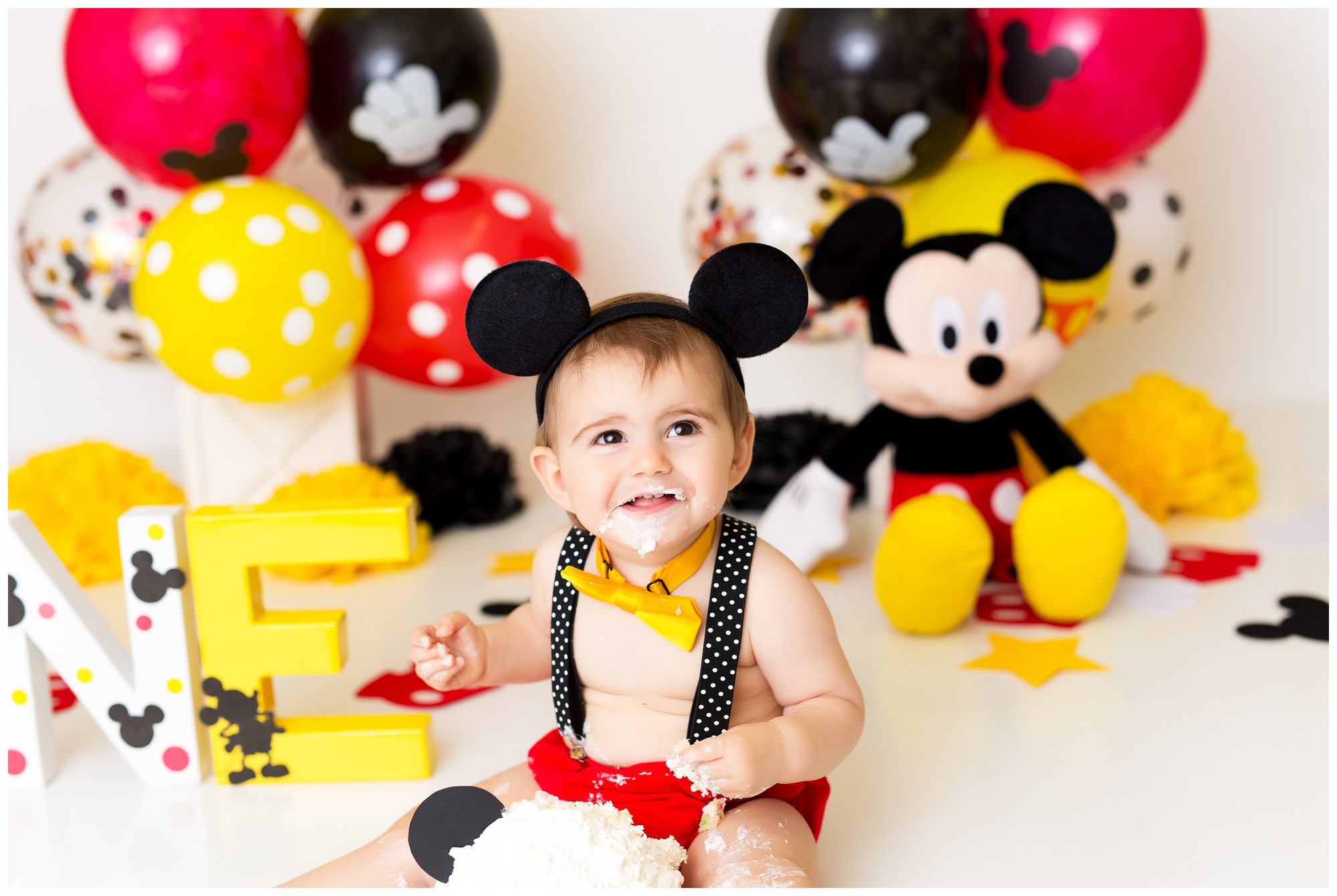 Mickey Mouse Smash Cake Session